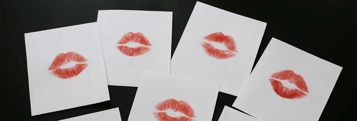 Do Actors Really Kiss?